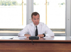 В Волгу попадает 38% стоков со всей России, – Дмитрий Медведев