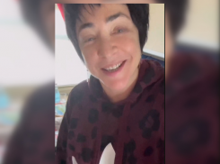 Певица Лолита рассказала, как ехала в Волгоград с витаминными уколами и полным еды столом