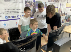 Летние IT-каникулы в «Школе программной инженерии»: увлечение гаджетами превратится в полезный навык и будущую профессию