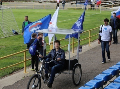 В Камышине 23-летний парень изобрел велосипед на солнечных батарейках