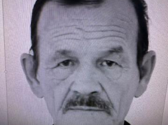 Под Волгоградом без вести пропал невысокий мужчина в черной одежде 