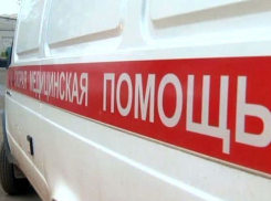 Житель Волжского погиб в карете скорой помощи после пожара