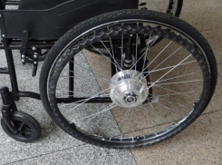 В Волгограде люди приютили в гараже одинокого инвалида