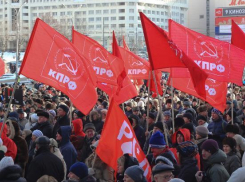 Волгоградские коммунисты официально поддержали выдвижение   директора совхоза в президенты РФ