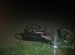 13-летний водитель без прав за рулем мопеда сбил двух девушек в Волгоградской области