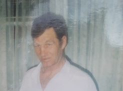 “Он просто испарился”: внук вторую неделю ищет дедушку в Волгограде