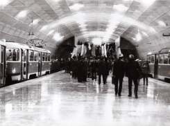 Скоростной трамвай 40 лет возит волгоградцев и удивляет туристов: показываем редкие снимки