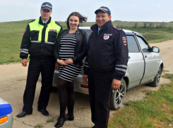 У «десятки» с беременной волгоградкой разорвало колесо по дороге в Крым