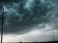 В Волгограде и области спасатели объявили штормовое предупреждение