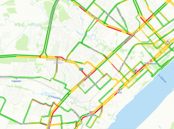 Волгоград в понедельник встал в 9-балльных пробках 