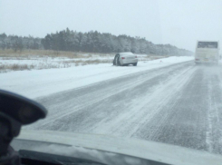 На трассе Волгоград-Москва произошло массовое ДТП с участием 5 машин