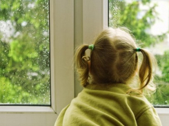 В Городище 4-летняя девочка выпала со второго этажа