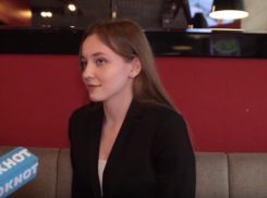 Участница «Мисс Волгоград – 2020» Виктория Бут заявила, что для счастья ей нужно пять тысяч рублей