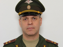 Министр обороны призвал в армию военкома Волгоградской области