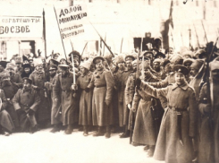 Календарь: 15 октября 1918 года на выручку красным в Царицын пришла Стальная дивизия