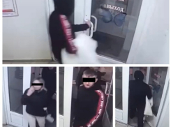 Волгоградец украл шубу в ТЦ  накануне Дня Влюбленных: видео