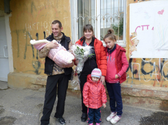 Акушерка из Волгограда в седьмой раз стала мамой