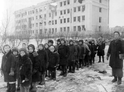 В Волгограде учатся в довоенной школе, выстоявшей Сталинградскую битву