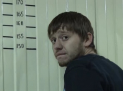 Волгоградские полицейские показали преступников, избивших и ограбивших адвоката