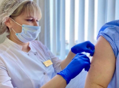 На Гремячинском ГОКе началась вакцинация от COVID-2019