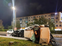 Очевидцев аварии на мосту с пятью пострадавшими ищут в Волгоградской области