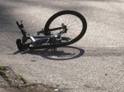 Под Волгоградом водитель авто сбил 14-летнего велосипедиста и скрылся