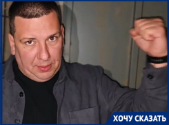 Ржавой трубой пробили дно волгоградские коммунальщики: в 21 веке чопик не работает