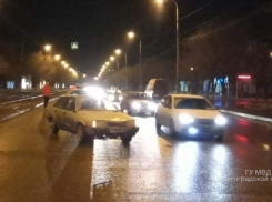 Пенсионерка погибла под колесами ВАЗ-21099 на юге Волгограда 