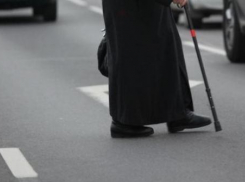 Под Волгоградом пенсионер на ВАЗ-2106 сбил 77-летнюю женщину