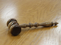 Под суд отправилась 54-летняя волгоградка, убившая свою тетю 36 ударами ножа