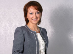 Волгоградский депутат вышла из тьмы