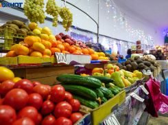 Огурцы обскакали по ценникам помидоры и возглавили ценовую гонку в Волгограде