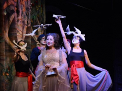 В Волгоградском молодежном театре таинственным образом пропали 600 тысяч рублей 