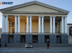 Волгоградские театры отменяют спектакли из-за «омикрона»