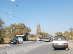  На 24 метра отлетело тело погибшей женщины от места ДТП рядом с остановкой в Волгограде