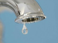 В пяти районах Волгограда до сих не включили воду