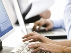 В Михайловке продавец холодильника лишилась средств из-за Интернета