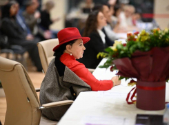 У телеведущей Ляйсан Утяшевой и волгоградского депутата оказался общий кумир