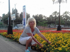 Волгоградку после свадьбы поразила страшная болезнь: для спасения нужно редкое лекарство