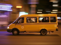 Волгоградские маршрутки возят пассажиров с риском для их жизни