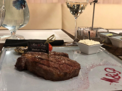 Чем начали бесплатно кормить волгоградских первоклассников