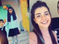 Алиана Устиненко показала поклонникам на видео редкие кадры с родным братом