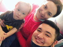 Домой из столичной клиники вернулся маленький волгоградец: он получил самый дорогой укол в мире