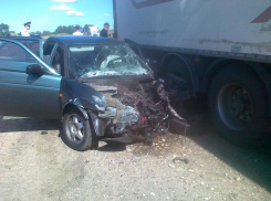 На трассе Москва-Волгоград в тройном ДТП пострадали 2 человека