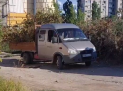 Частный сектор у «Волгоград-сити» просят избавить от статуса «отстойника»