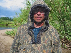 «Хотите решить проблему ношения масок на улицах - не травите мошку»: волгоградцы о нашествии «черного десанта»