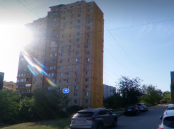 Четвертые сутки ждут воду в 16-этажке в Волгограде