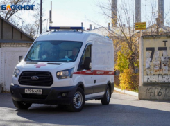 Шестилетнего мальчика спасли из горящей квартиры в Волгограде