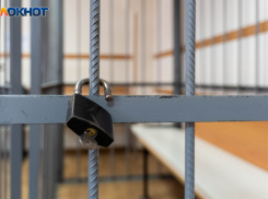 Волгоградец застал жену за интимом с приятелем и всадил ему нож в печень 