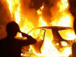 Под Волгоградом за сутки сгорели Opel и Ока